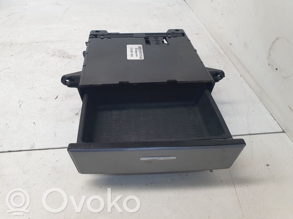 BMW 5 E60 E61 Staufach Ablagefach 