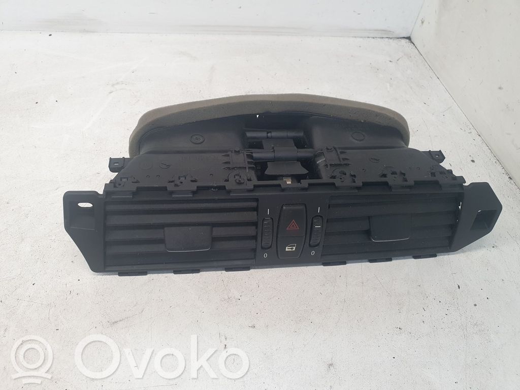 BMW 5 E60 E61 Luftausströmer Lüftungsdüse Luftdüse Mitte 
