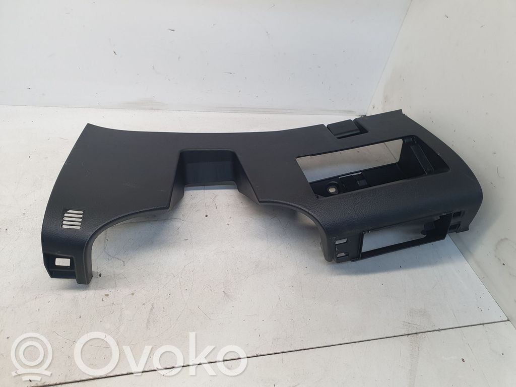 Dashboard lower bottom trim panel   GS1D64281,K4366
