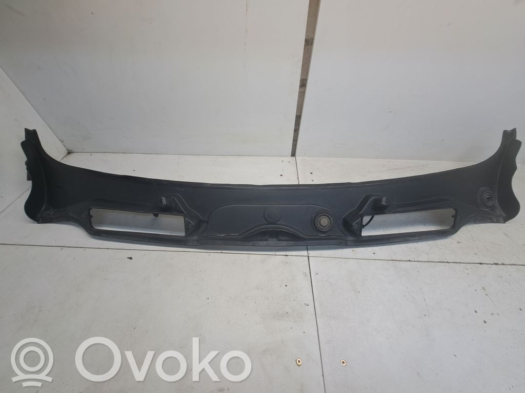 BMW 3 E90 E91 Wiper trim 
