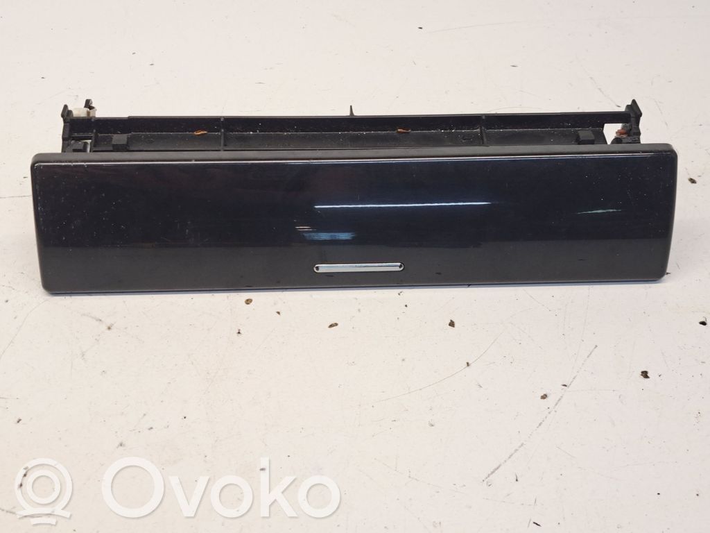Moldura del panel (Usadas)   8408783,190004