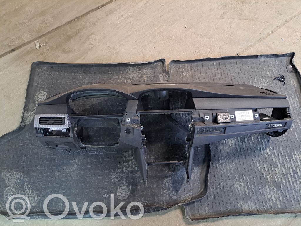 BMW 5 E60 E61 Panel de instrumentos 