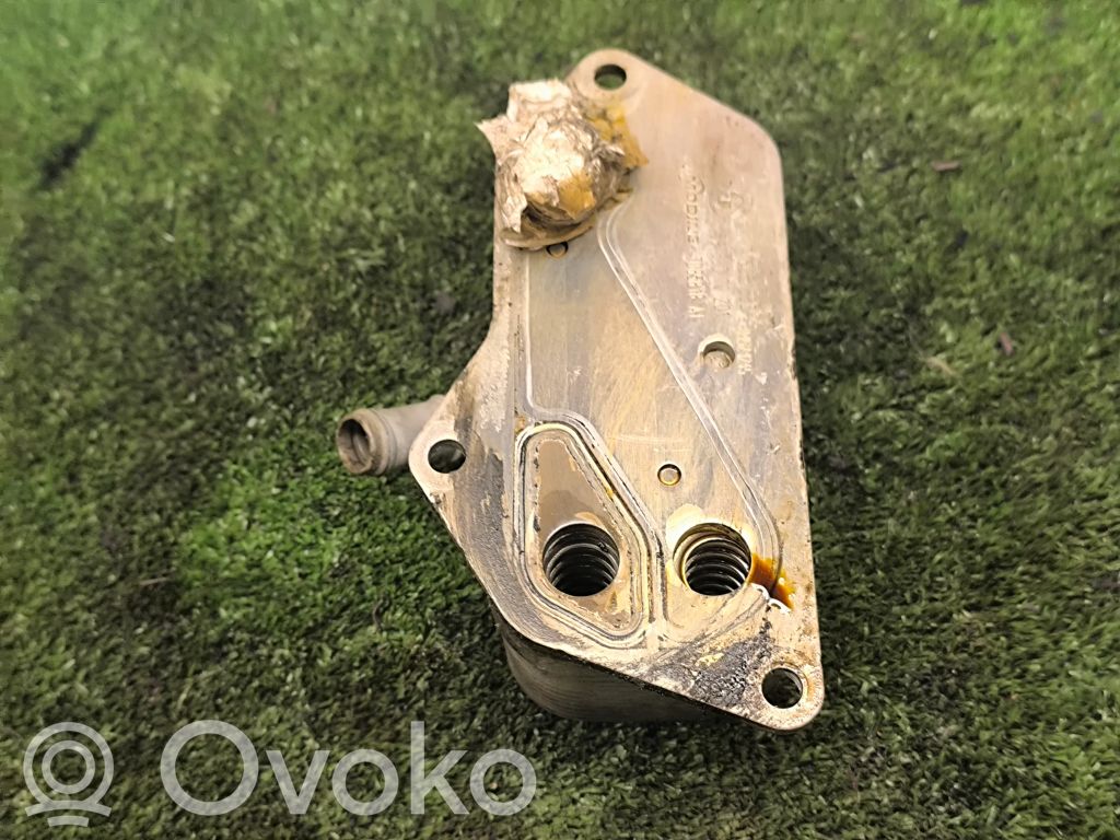 Ölkühler   7525333,81521245,3085818AI