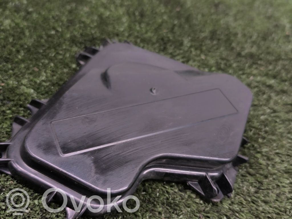 BMW 3 E90 E91 Headlight/headlamp dust cover 