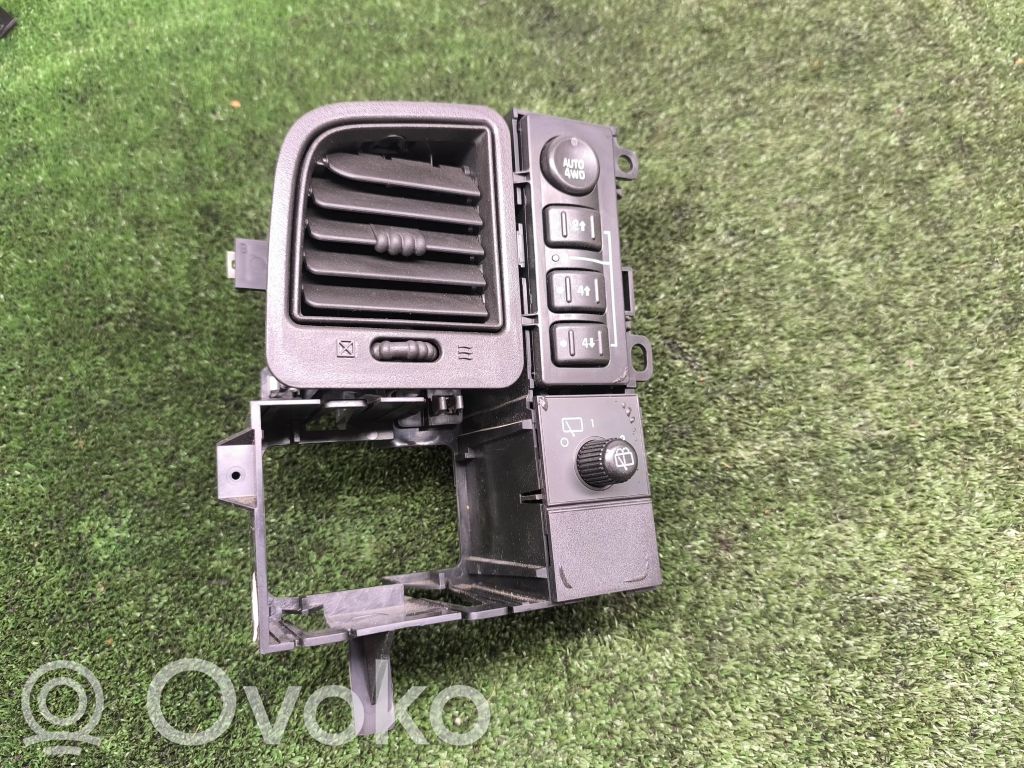 Chevrolet Tahoe Sānu gaisa režģis 