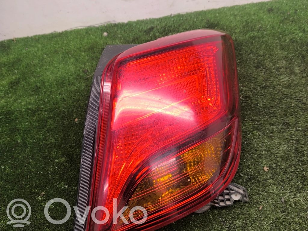 Toyota Yaris Lampa tylna 