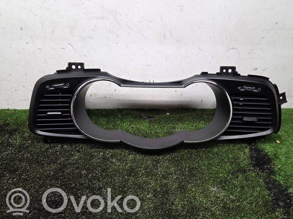 Dashboard trim   80913348