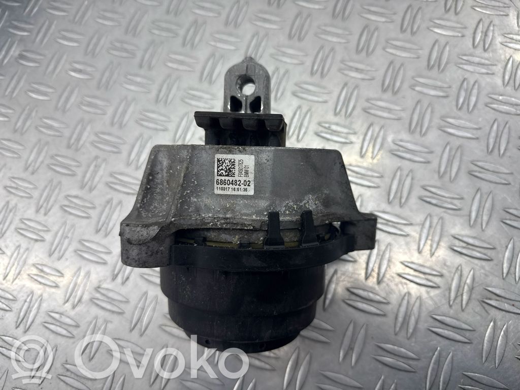 BMW 5 G30 G31 G38 Engine mount bracket 
