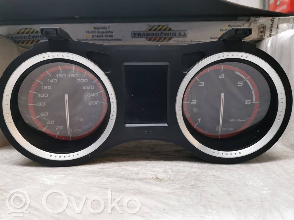Alfa Romeo 159 Licznik / Prędkościomierz 