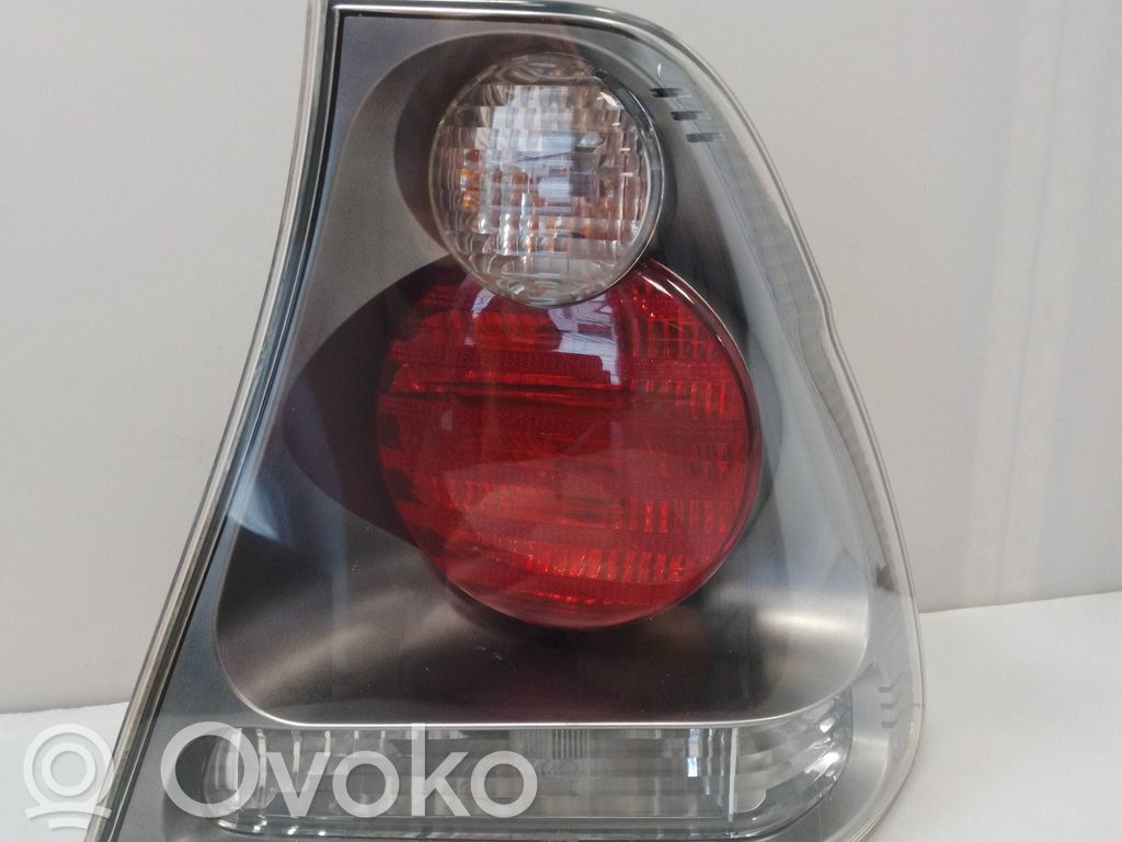 Luz trasera/de freno   6920242,28570238,6920252