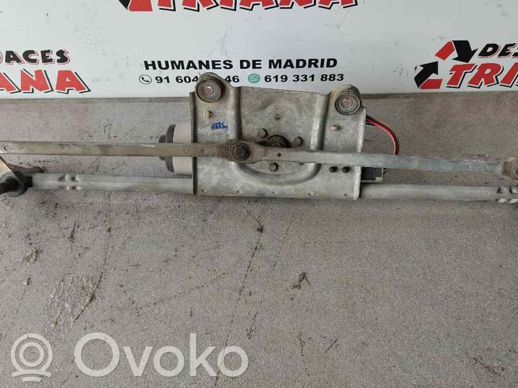 Jeep Grand Cherokee (WJ) Mechanizm i silniczek wycieraczek szyby przedniej / czołowej 