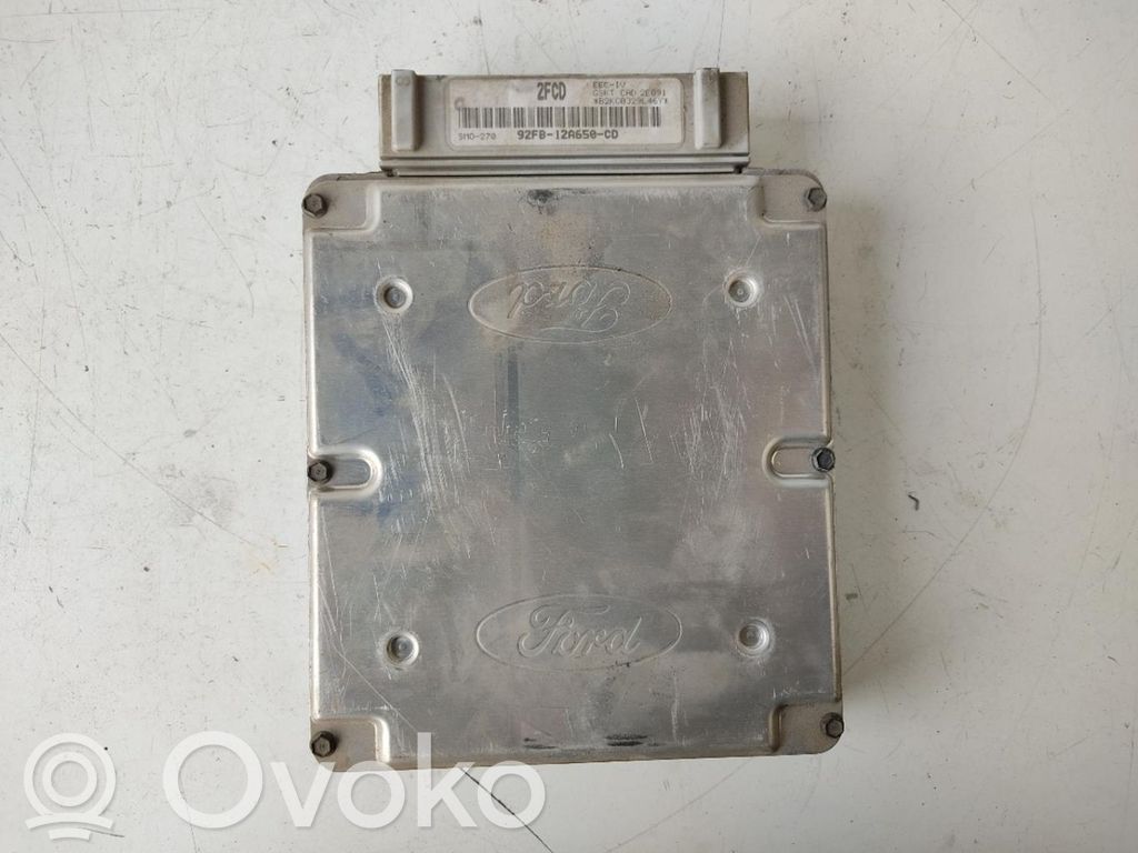 Unidad de control/módulo ECU del motor   92FB12A650CD