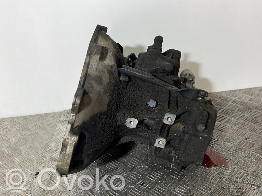Opel Corsa B Manualna 5-biegowa skrzynia biegów 