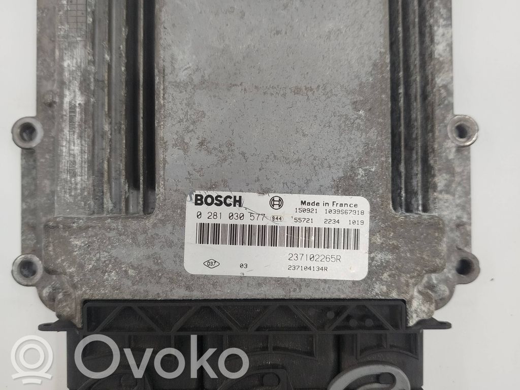 Renault Master III Engine control unit/module 