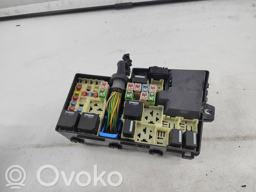 Volvo C70 Juego de caja de fusibles 