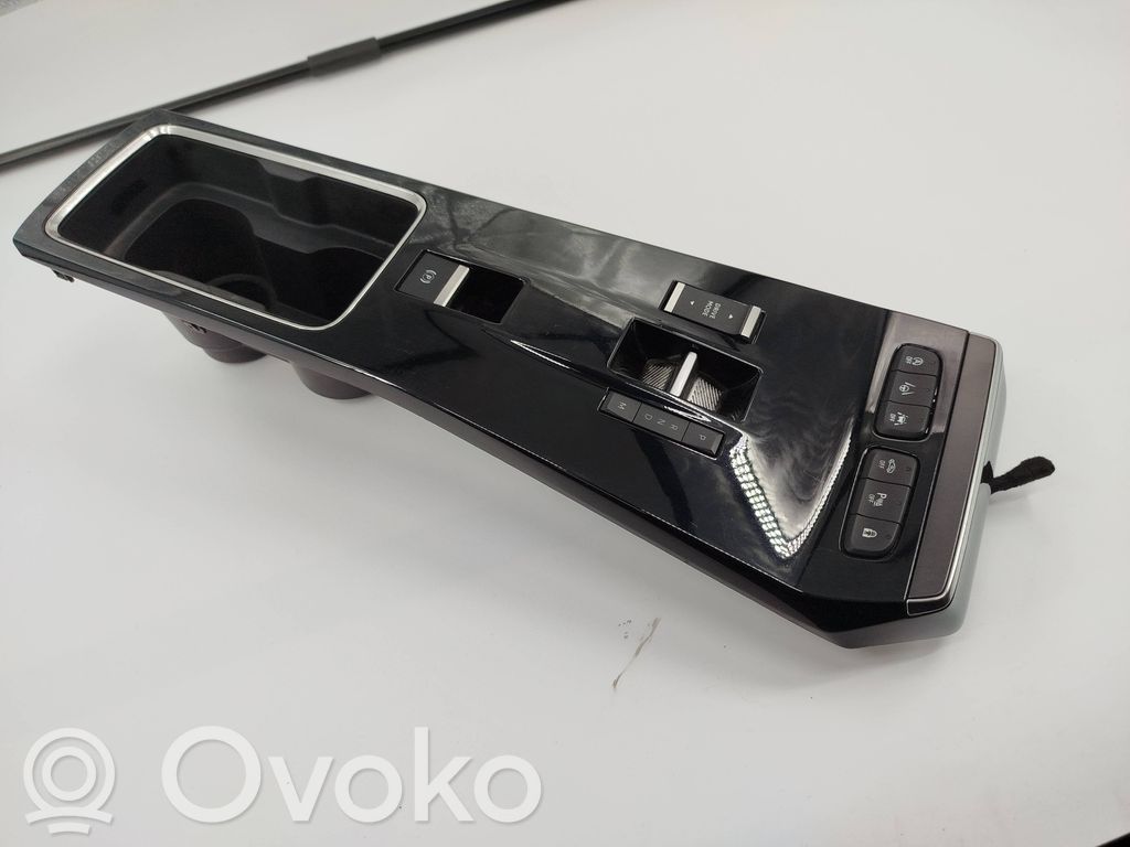 Opel Mokka B Keskikonsoli 