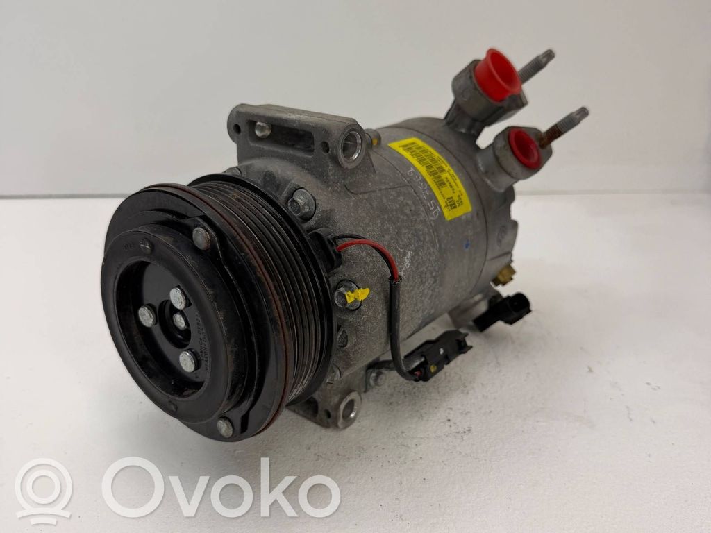 Ford C-MAX II Klimakompressor Pumpe 