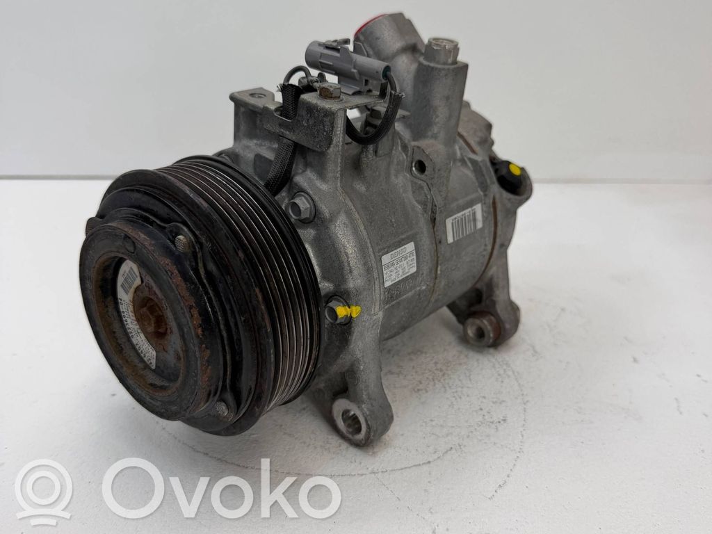BMW 1 F20 F21 Ilmastointilaitteen kompressorin pumppu (A/C) 