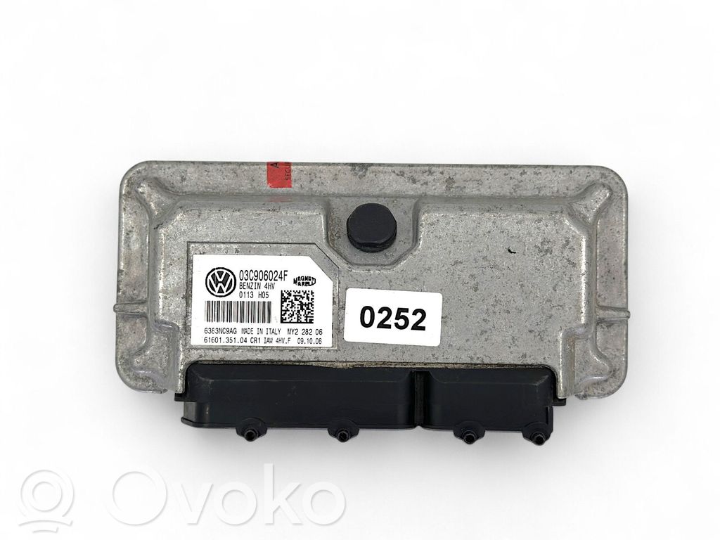 Engine control unit/module   03C906024F