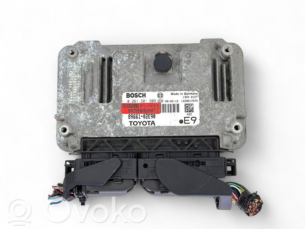 Toyota Auris 150 Engine control unit/module 