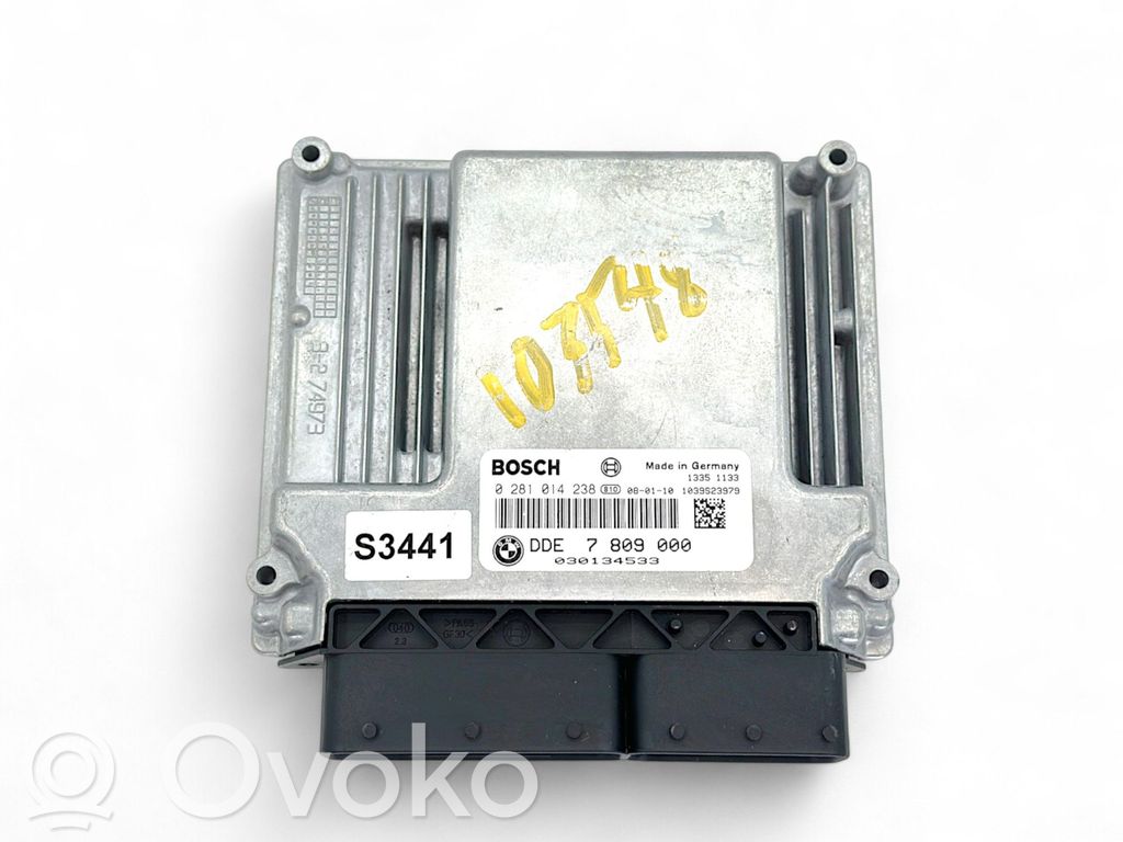 BMW 1 E81 E87 Engine control unit/module 