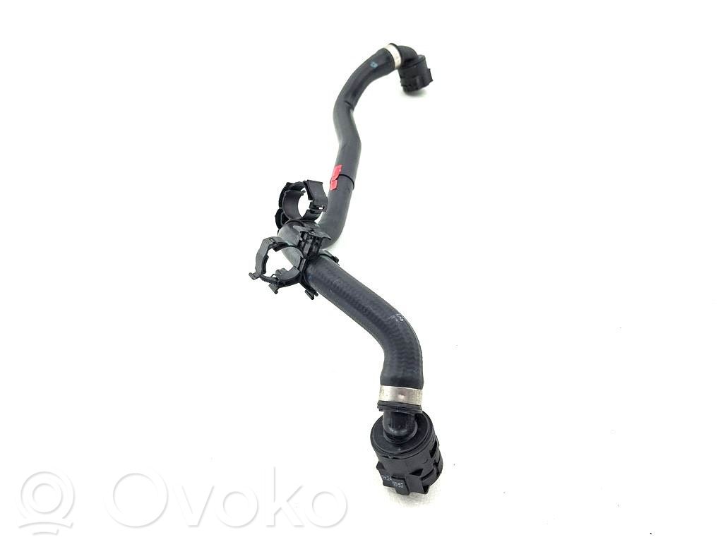BMW i4 Engine coolant pipe/hose 