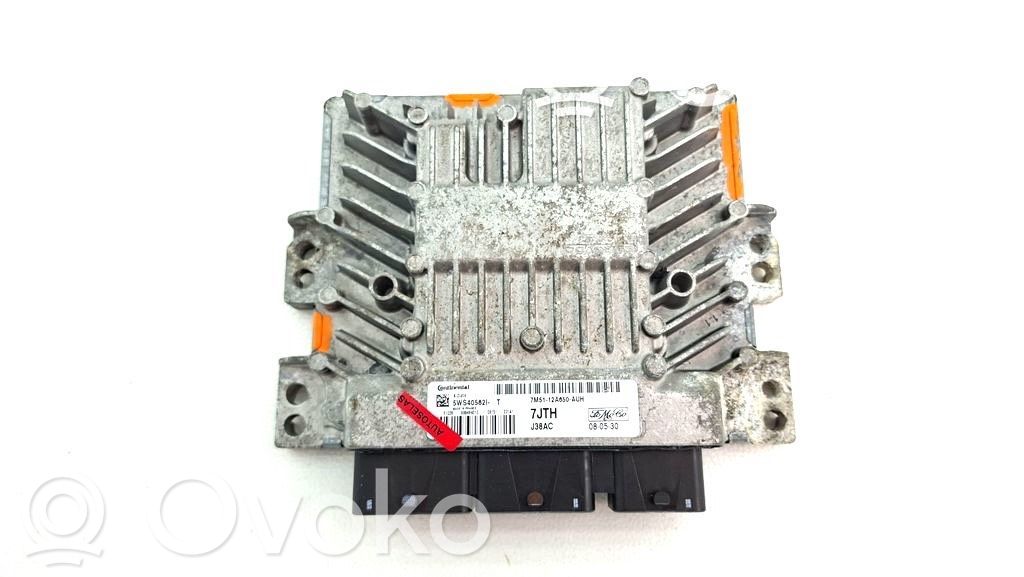Ford C-MAX I Engine control unit/module 
