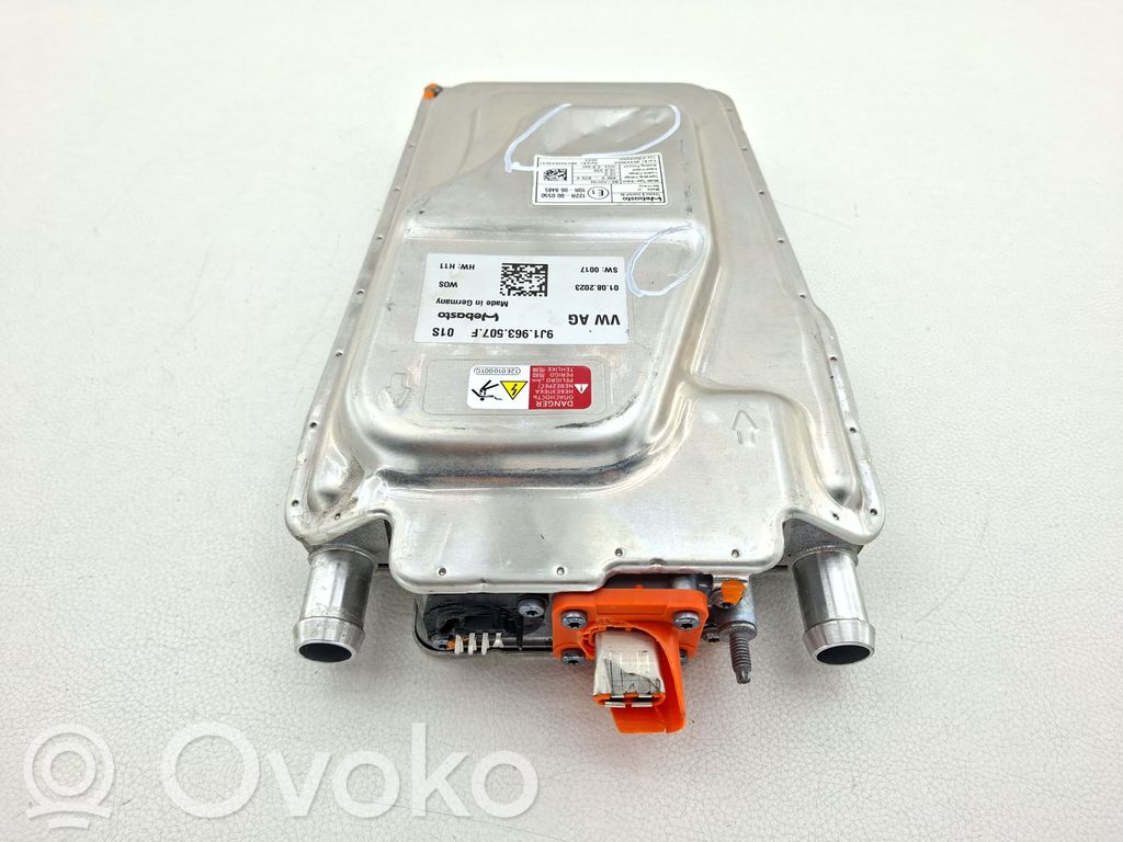 Porsche Taycan 9J1 Apulämmittimen ohjainlaite/moduuli 