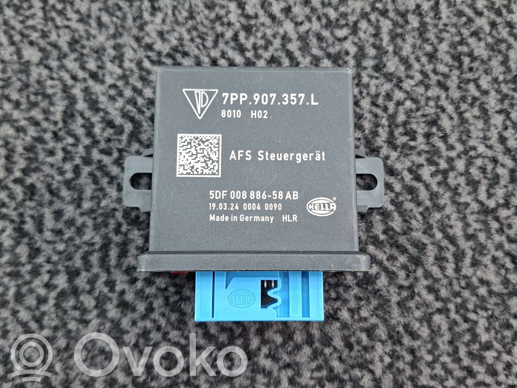 Porsche Macan (95B) Light module LCM 
