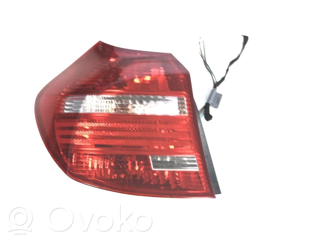 BMW 1 E81 E87 Galinis žibintas kėbule 
