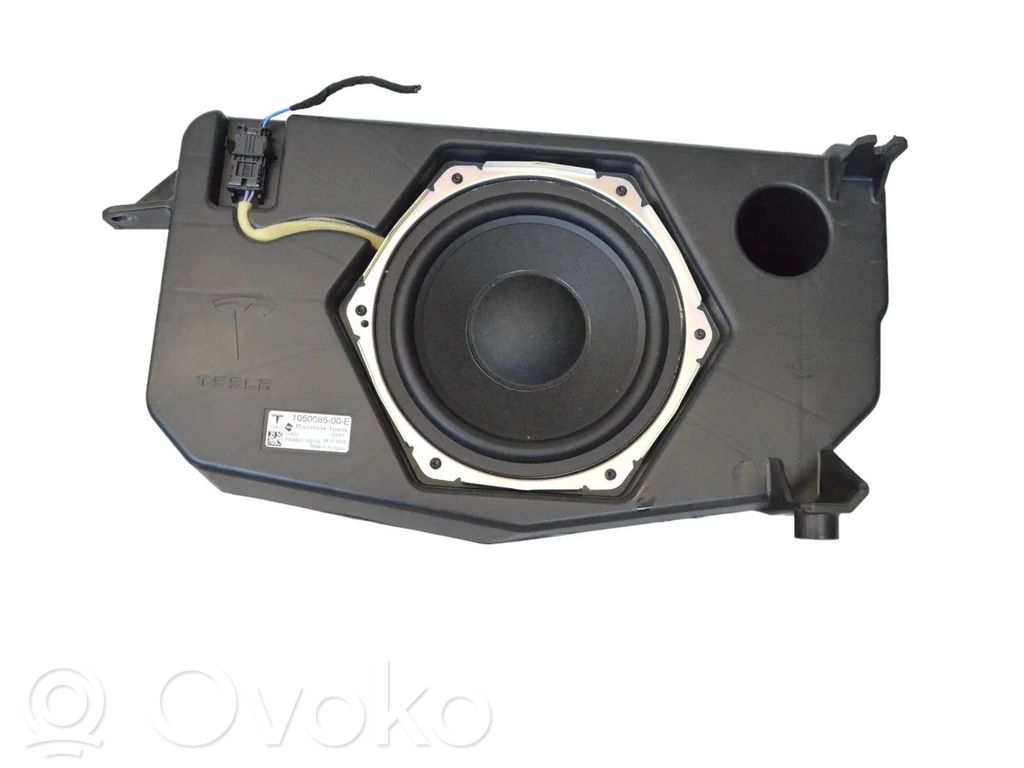 Tesla Model X Altavoz subwoofer 