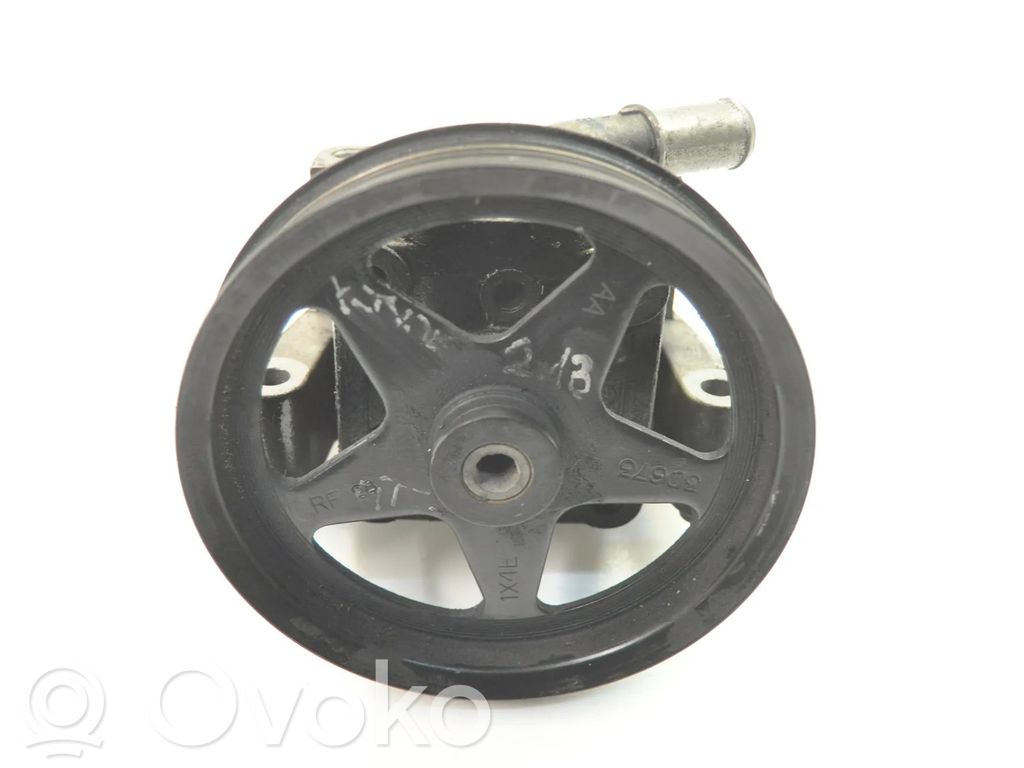 Jaguar X-Type Power steering pump 