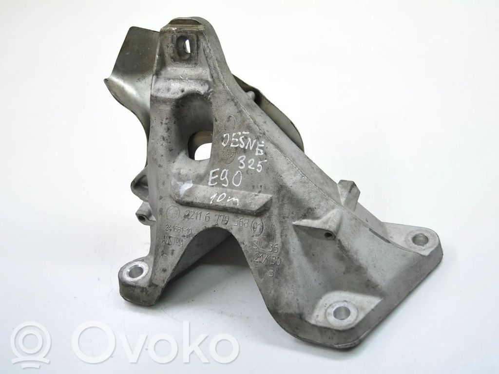 Engine mounting bracket   6779368