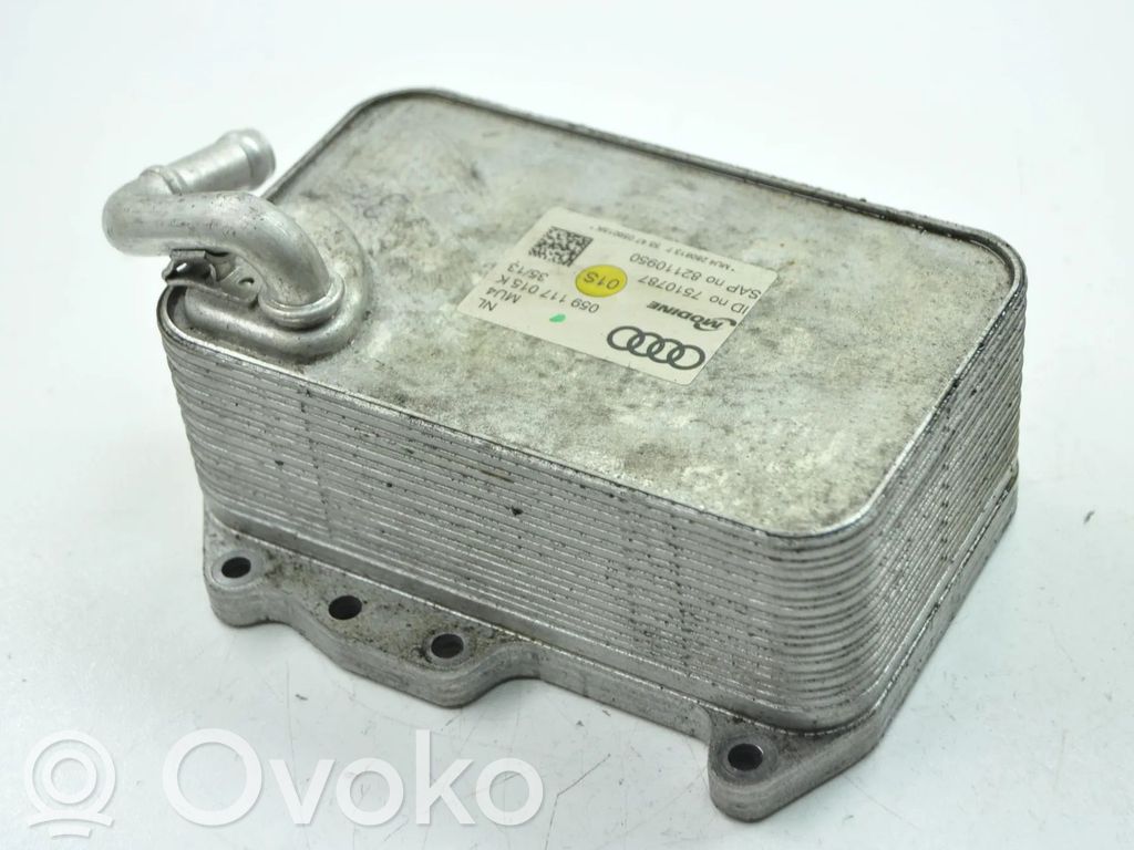 Audi A6 S6 C7 4G Dzinēja eļļas radiators 