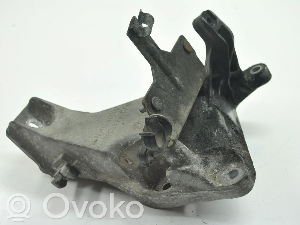 Support, suspension du moteur   6760309
