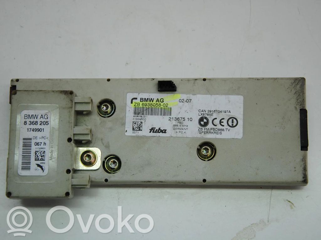 BMW 7 E65 E66 Antenas pastiprinātājs 