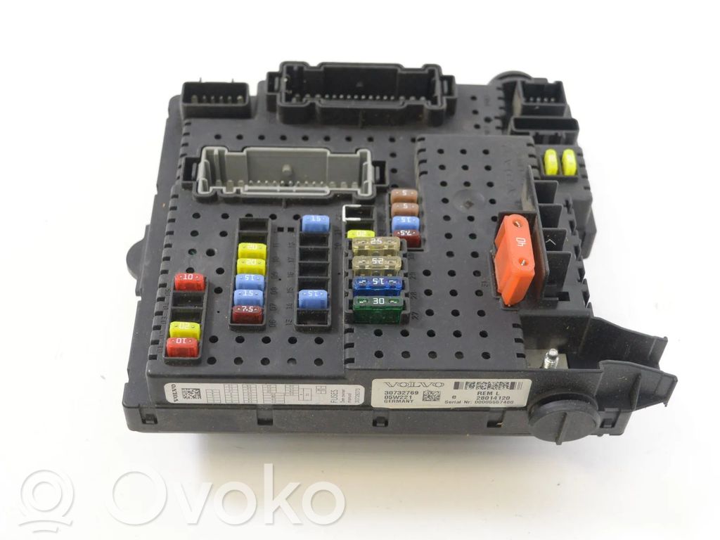 Volvo S60 Drošinātāju kaste (komplekts) 