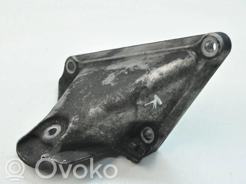 BMW 5 E60 E61 Variklio tvirtinimo kronšteinas 