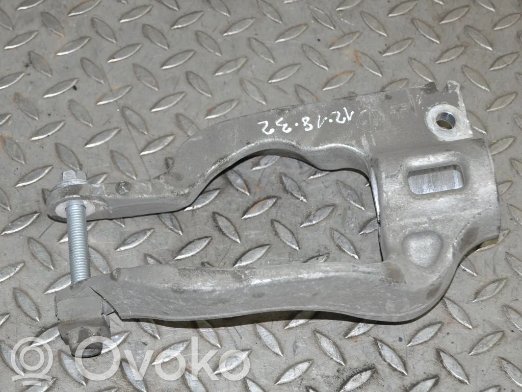 Land Rover Discovery 5 Querlenker Achsschenkel vorne 