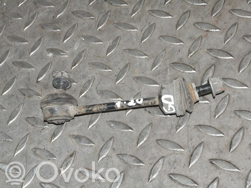 Galinė stabilizatoriaus traukė