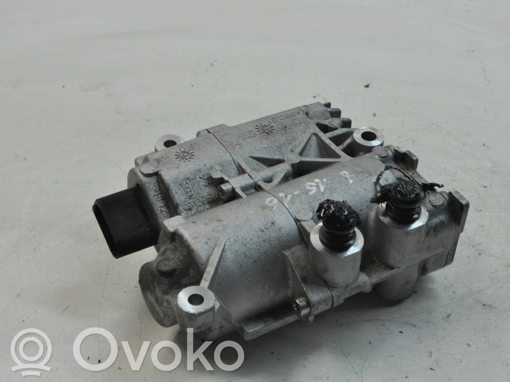 BMW 3 E92 E93 Oil pump 