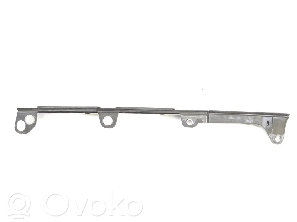 Land Rover Range Rover Sport L494 Uchwyt / Mocowanie błotnika przedniego 