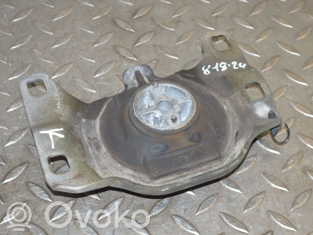 Engine mount bracket   F1F17M121CA