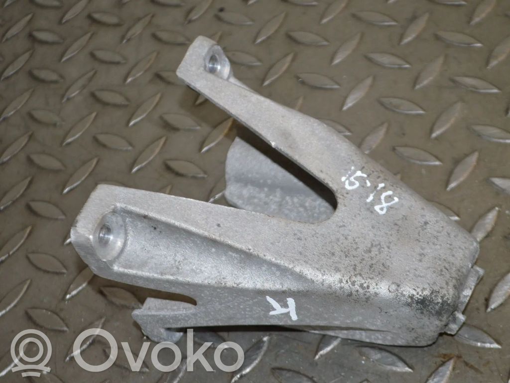 Engine mounting bracket   4E0199307BH