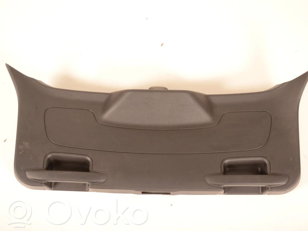 Ford Focus Tailgate trim 