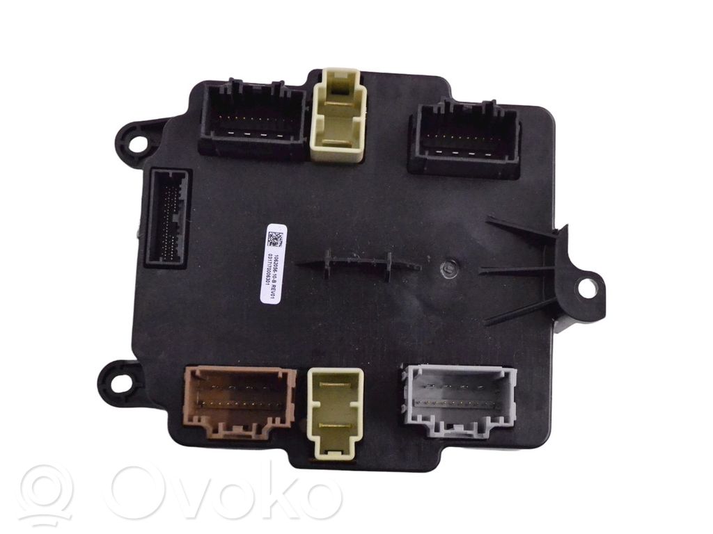 Tesla Model X Door control unit/module 