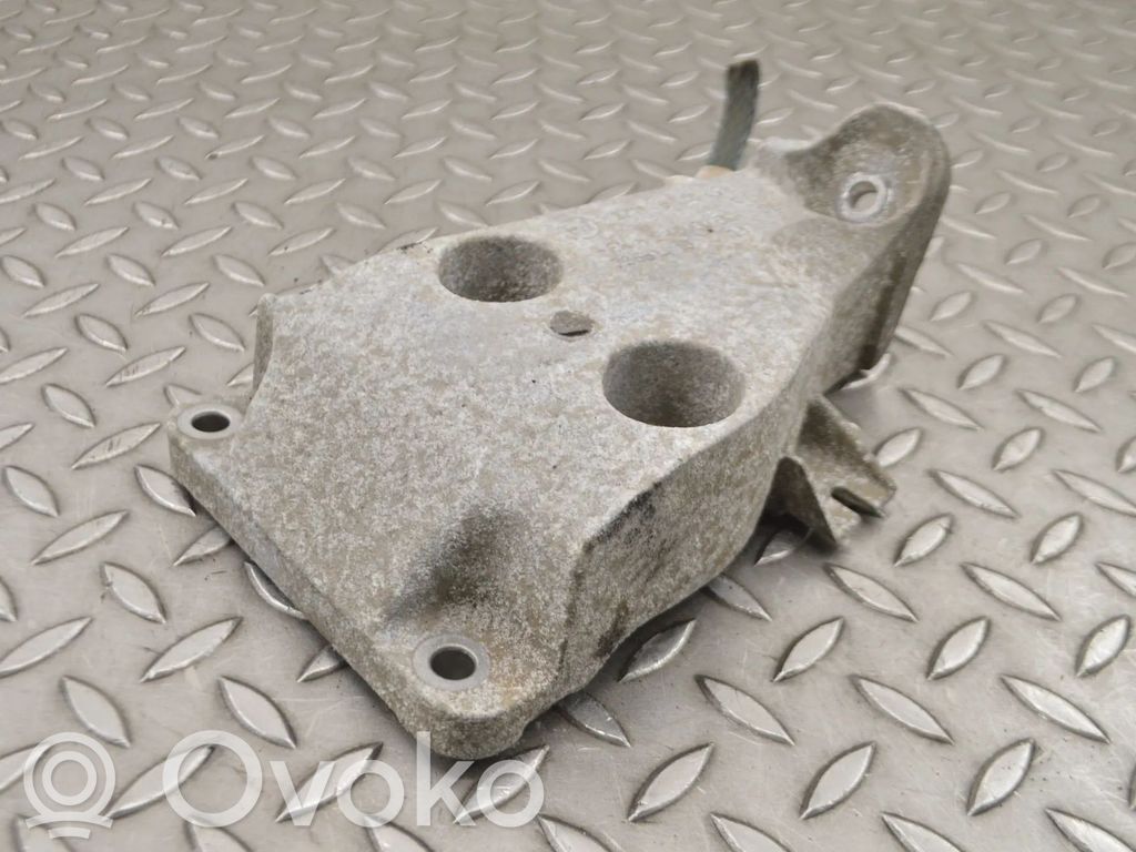 BMW Z4 E89 Engine mounting bracket 