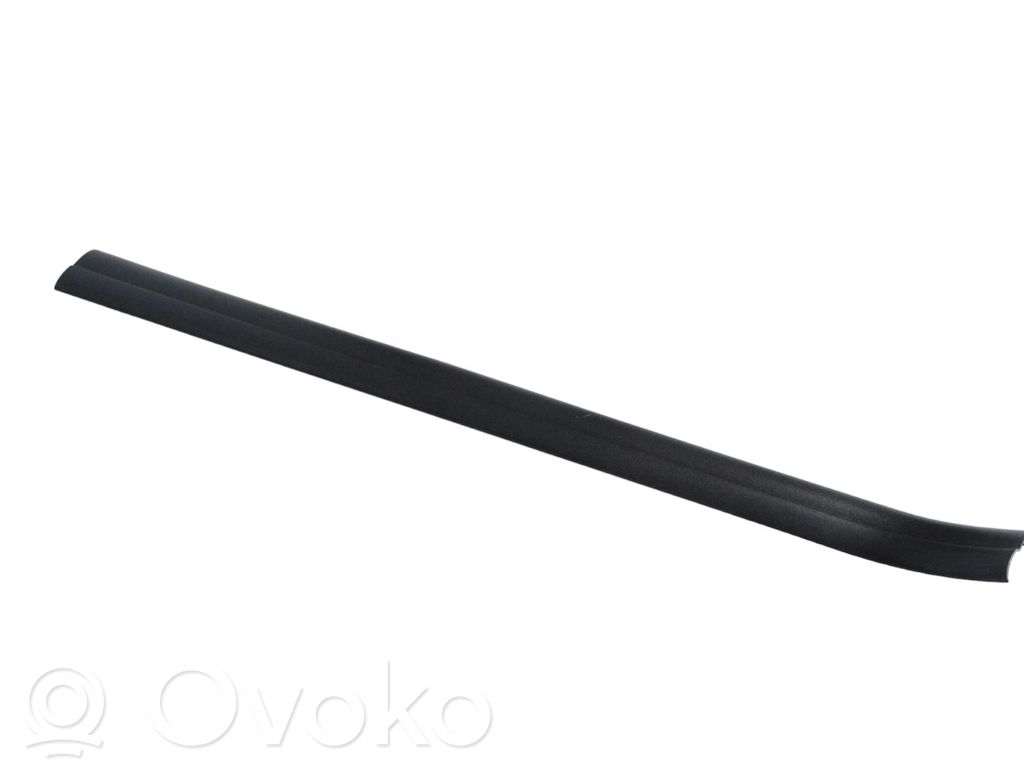(A) pillar trim   7146763