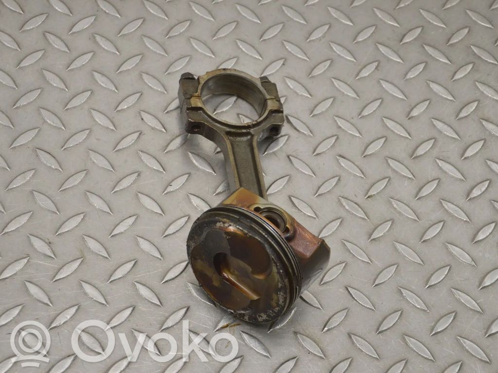 GMC Sierra 1000 Piston 
