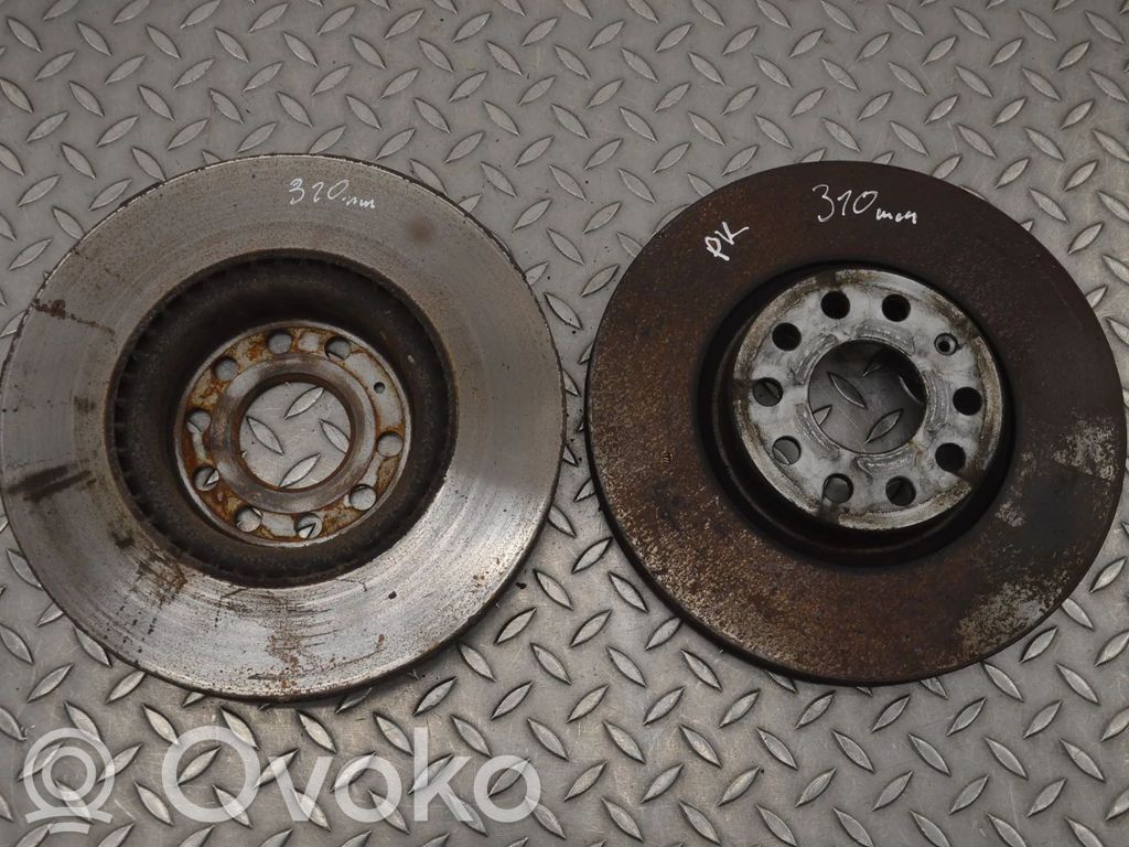 Volkswagen Golf VIII Front brake disc 